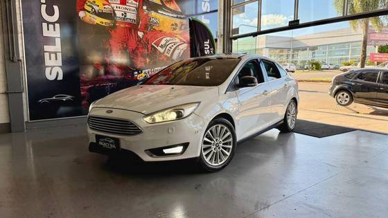 FORD FOCUS 2.0 TITANIUM 16V FLEX 4P POWERSHIFT